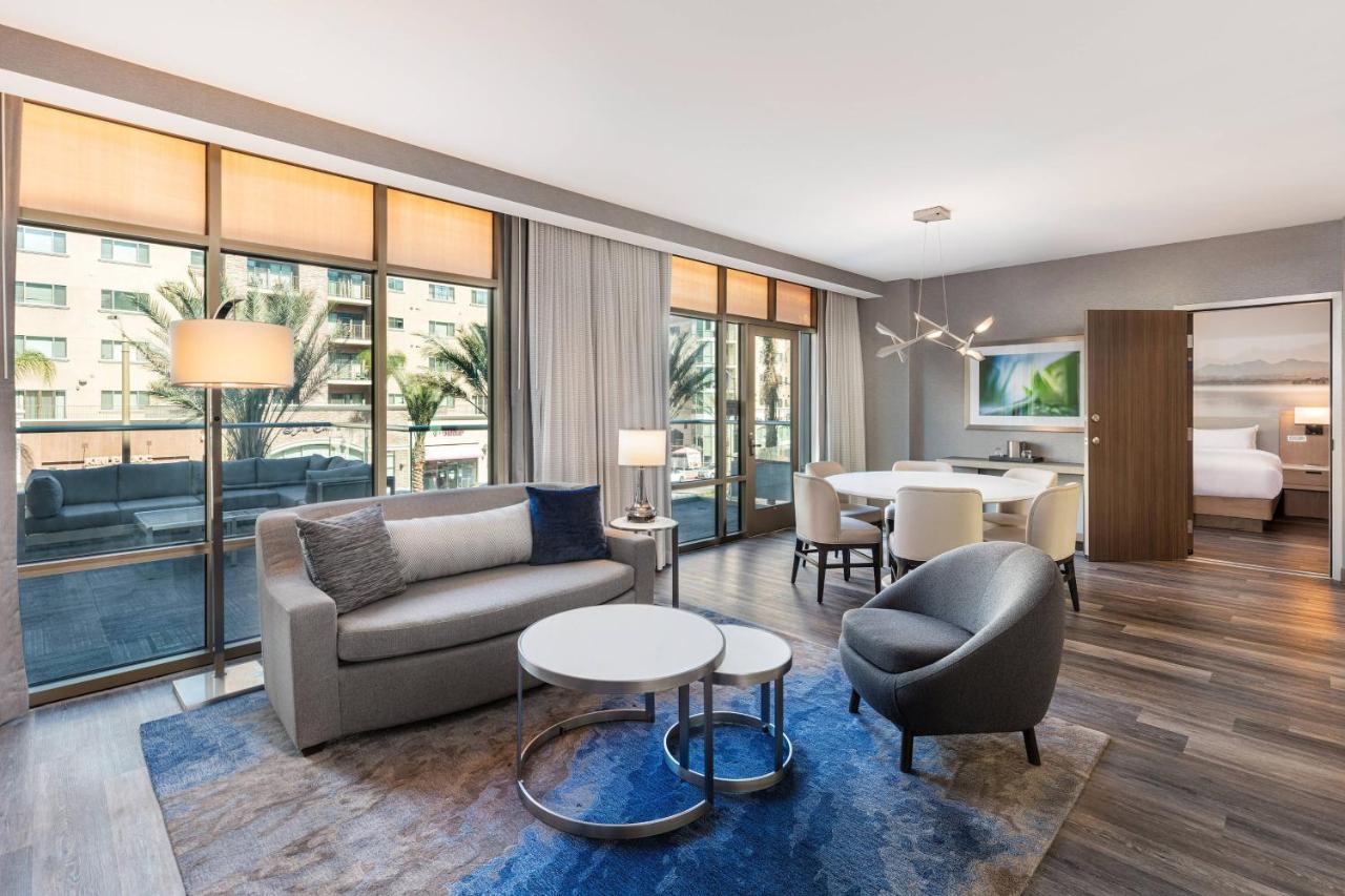 Courtyard By Marriott Angeles