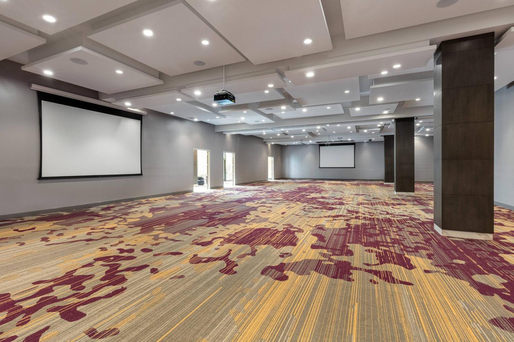 Hotel Courtyard By Marriott Angeles 3*