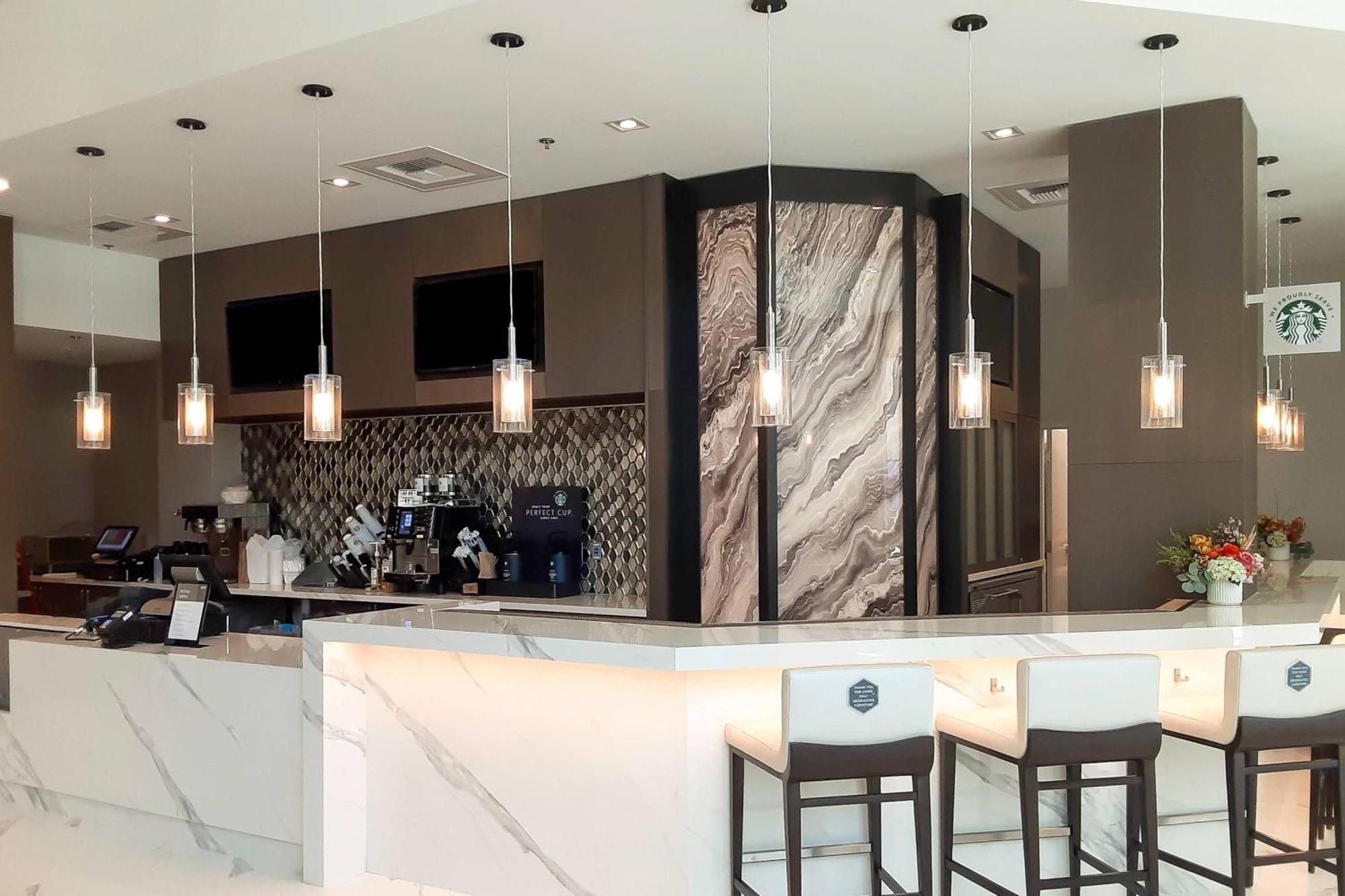 Hotel Courtyard By Marriott Angeles