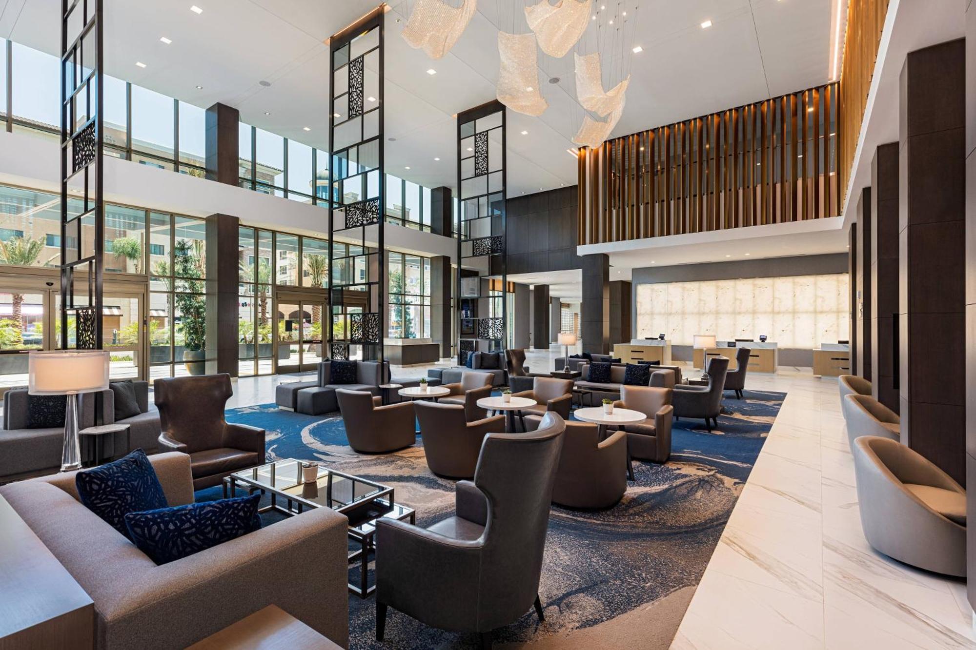 Courtyard By Marriott Angeles 3*